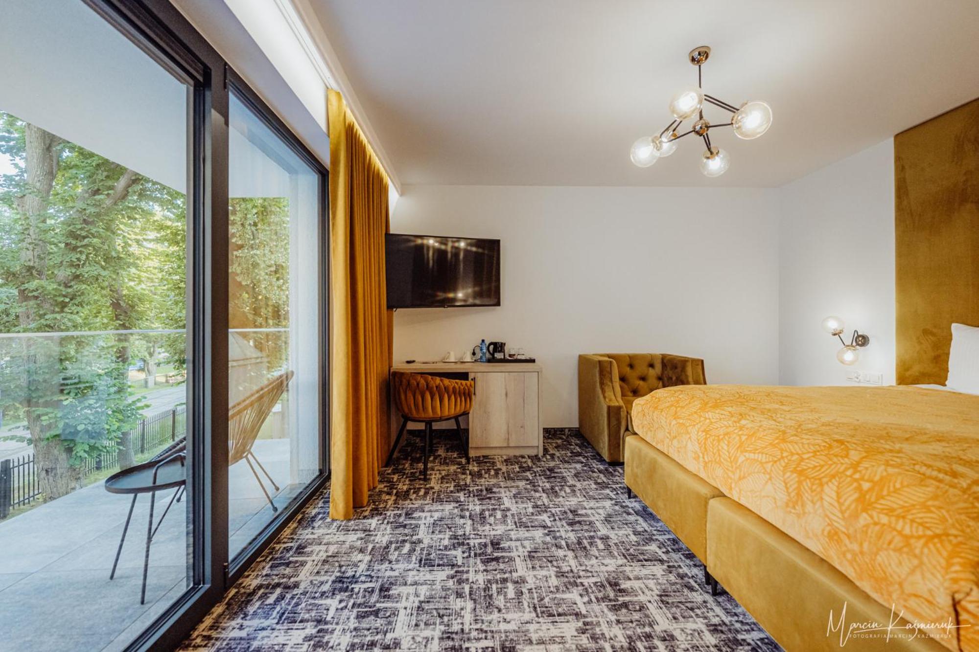 Cristal Bed & Breakfast Ustka Exterior foto